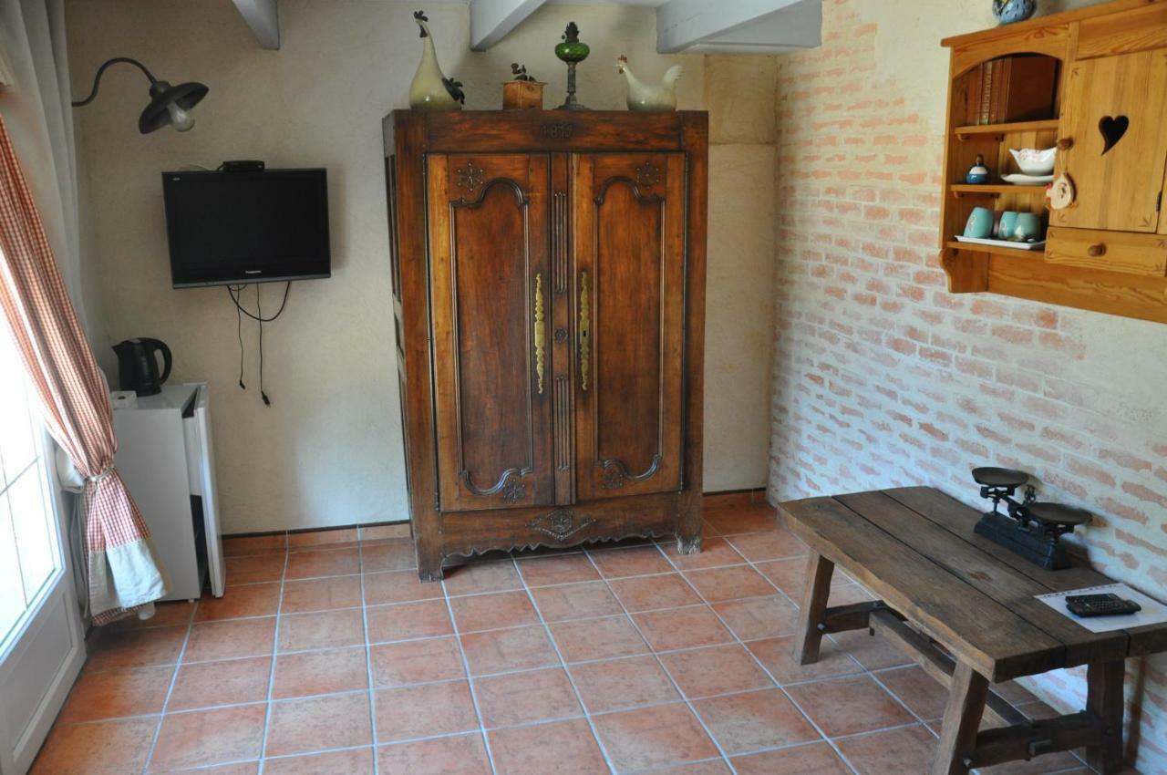 Aubergerie Sauzon Bagian luar foto