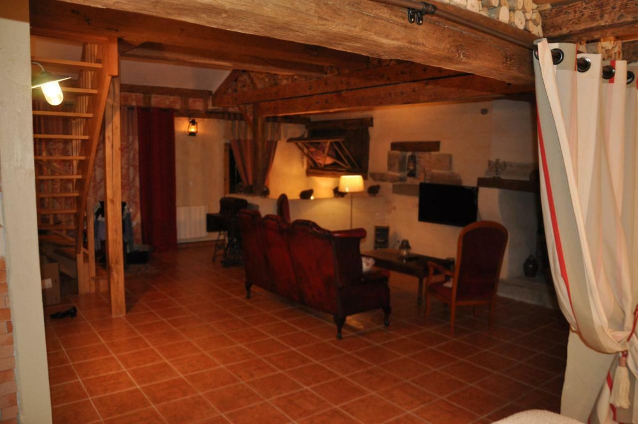 Aubergerie Sauzon Bagian luar foto